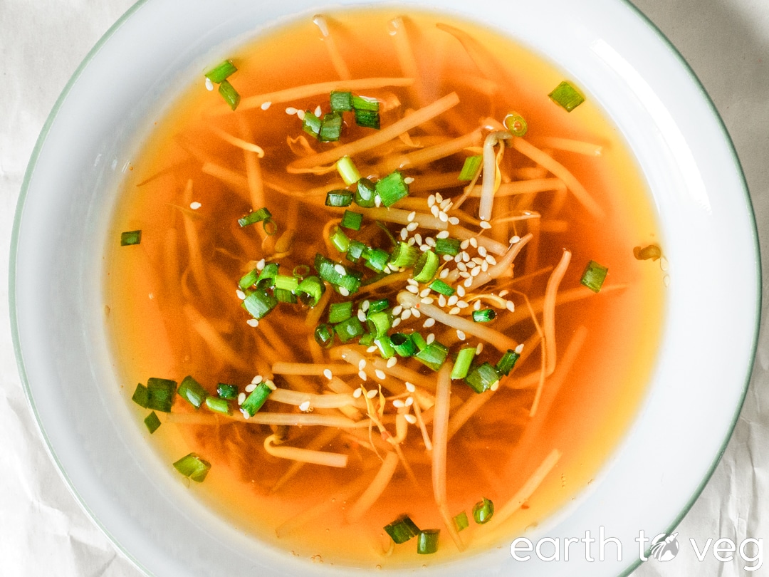 kongnamul guk (soybean sprout soup)